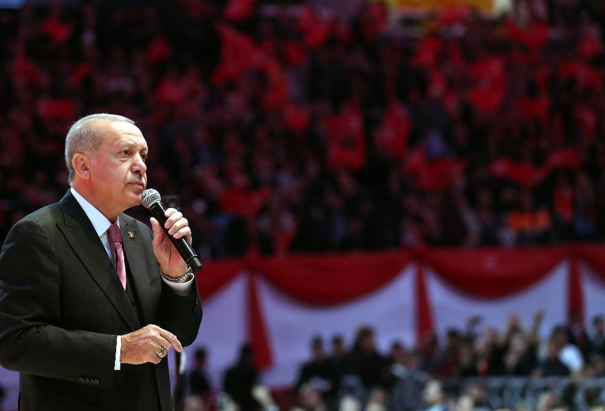 Cumhurbaşkanı Erdoğan: "Bayraklarımızı Yakanlara Sandıkta Hesabını Soracağız"