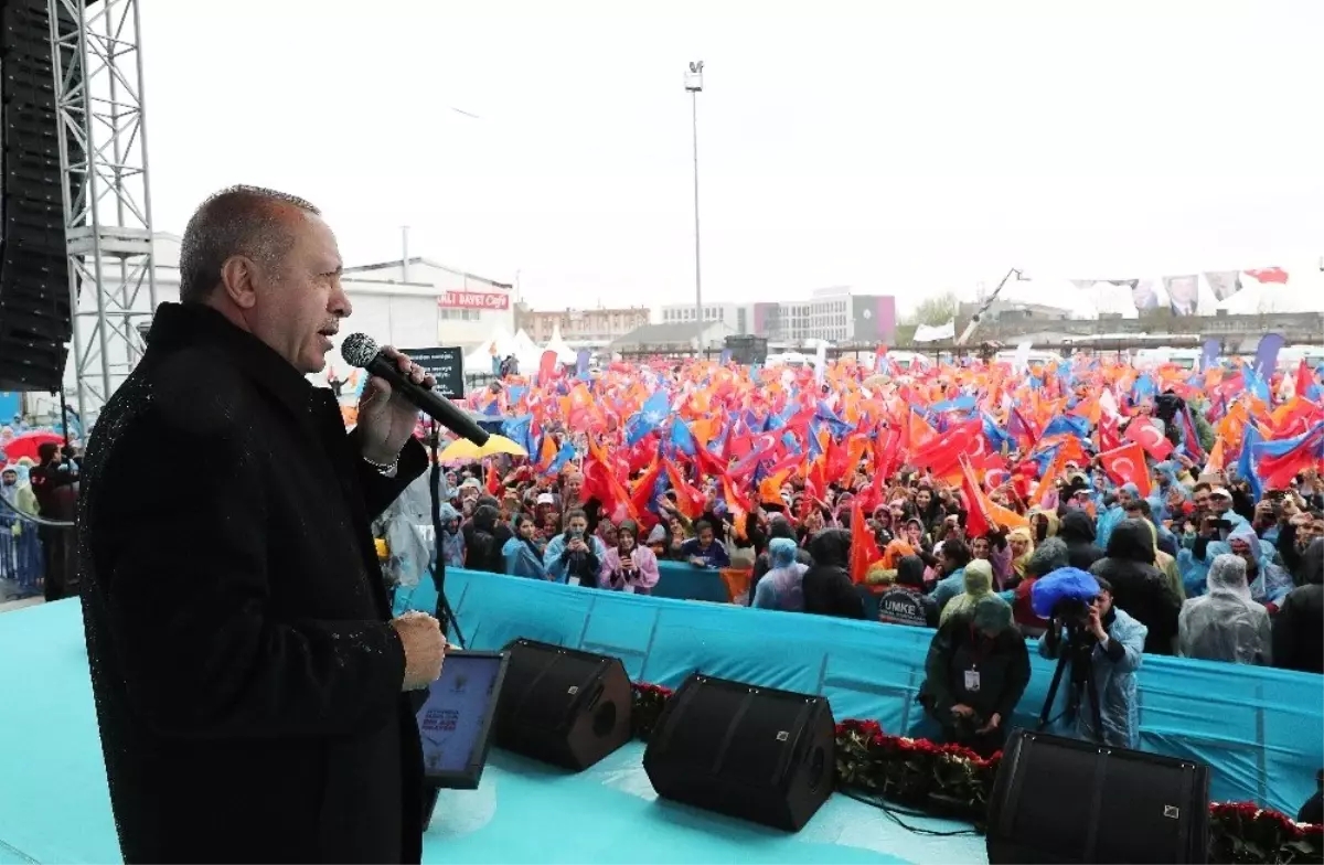 Cumhurbaşkanı Erdoğan: "Sınırlarımıza da Saldırsalar, Bayrağımıza da Saldırsalar, Ezanımıza da...