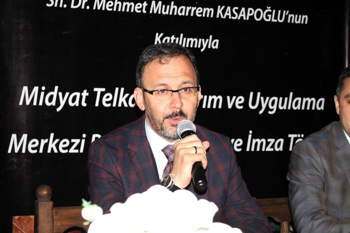 Gençlik ve Spor Bakanı Kasapoğlu Midyat\'ta