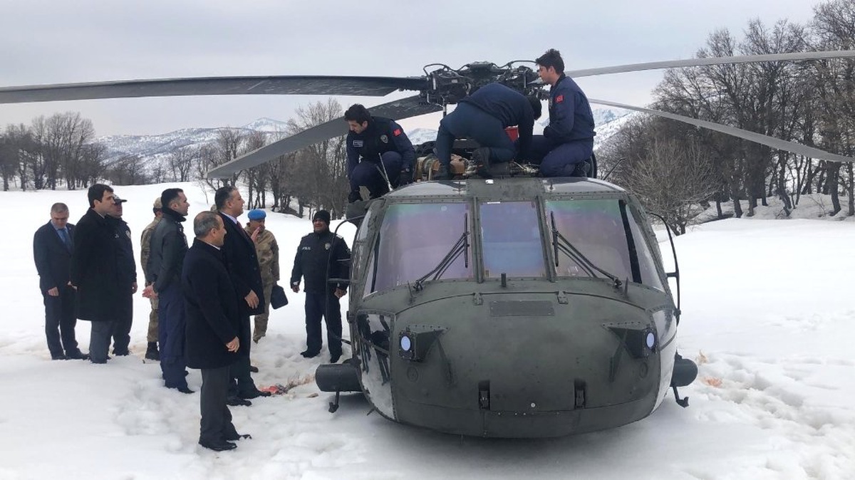 Helikopterdeki 2\'si Pilot 13 Personel Tahliye Edildi"