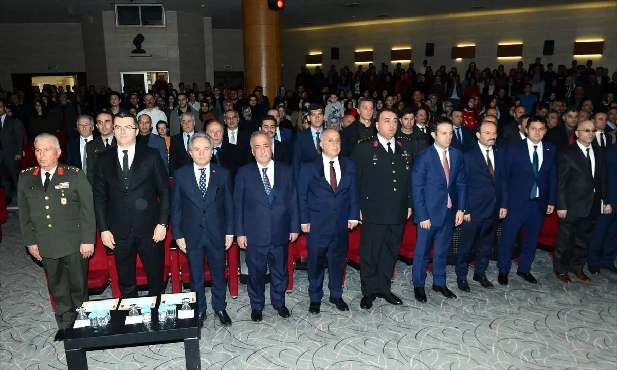 İstiklal Marşı\'nın Kabulü ve Mehmet Akif Ersoy\'u Anma Günü