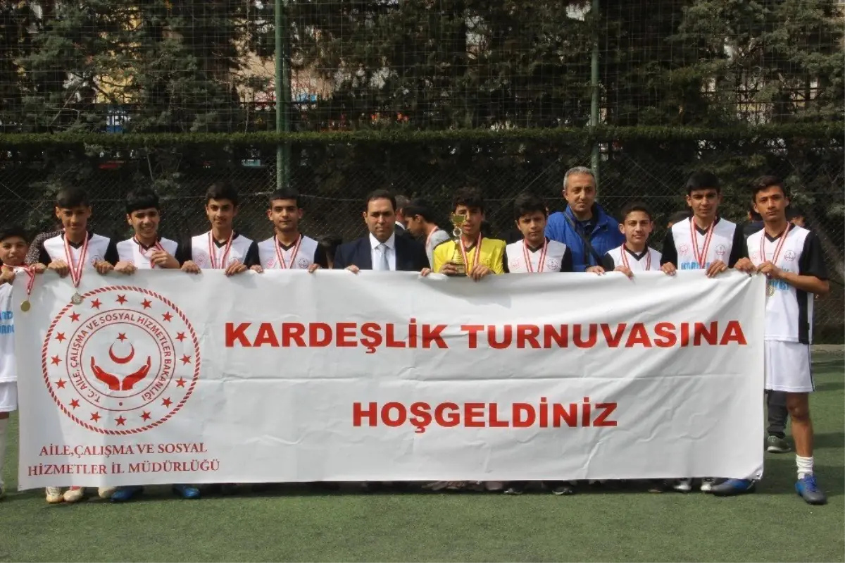 Kardeşlik Turnuvasında "Birliktelik" Kazandı