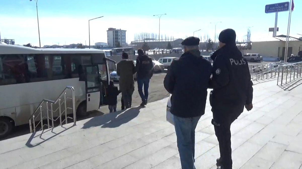 Kars\'ta Pkk/kck Operasyonda Gözaltına Alınan 6 Kişi Serbest Bırakıldı