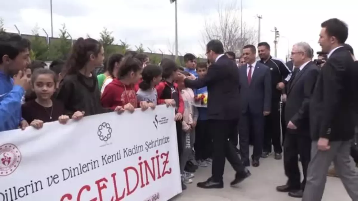 Kasapoğlu: "Sizlerle Adaleti, Sevgiyi, Kardeşliği Büyüteceğiz"