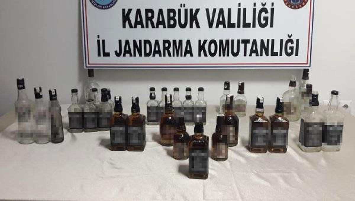 Öğrenci Evinde Kaçak İçki Ele Geçirildi