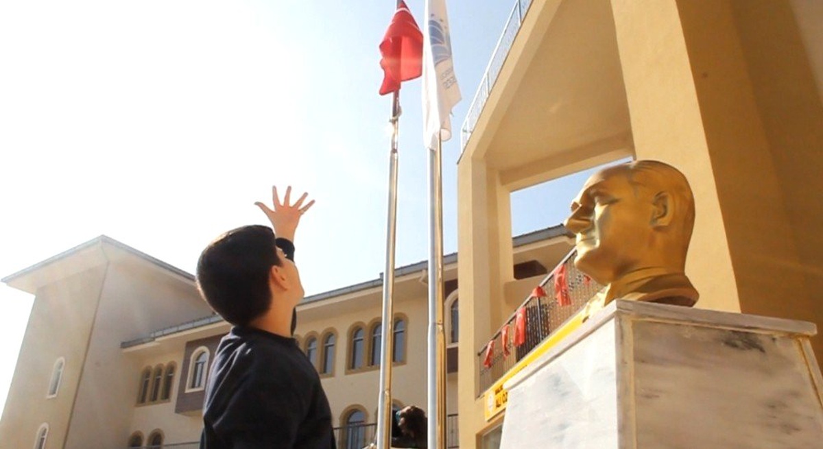 Öğrencilerden İstiklal Marşı\'nın Ruhunu Yaşatan Anlamlı Klip