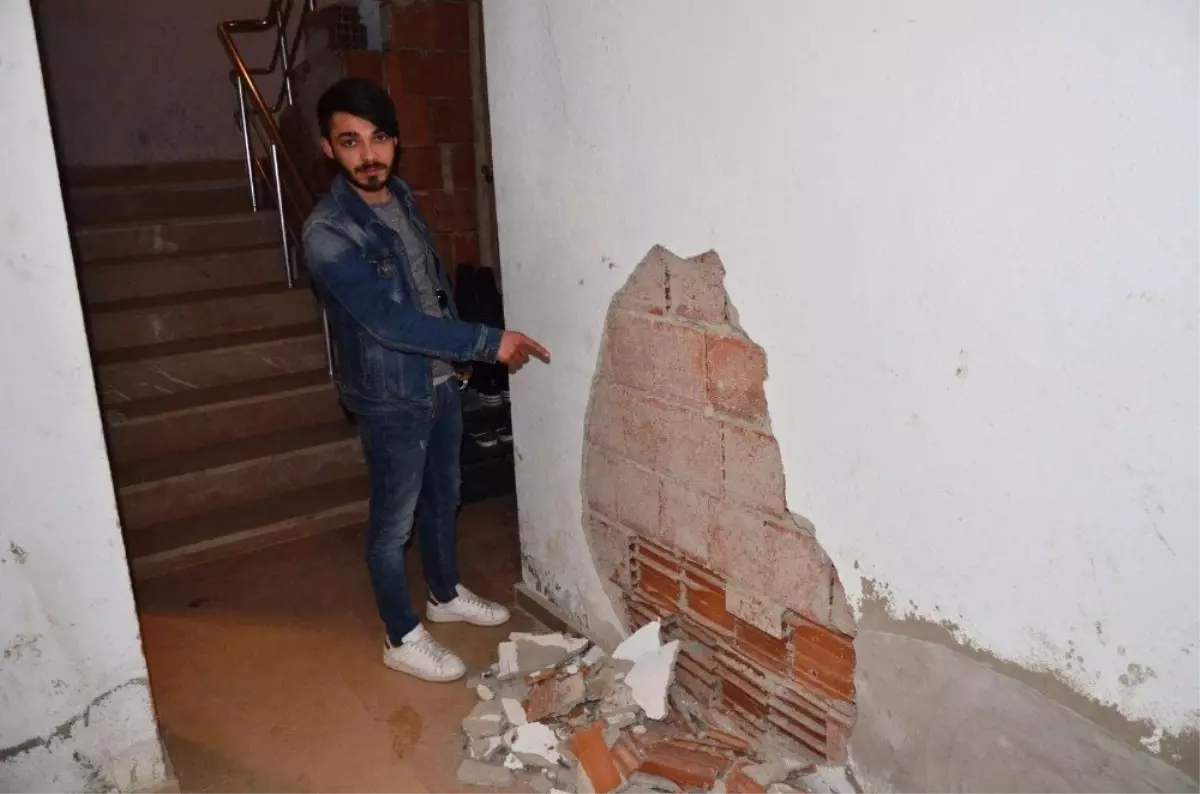 Ordu\'da 10 Katlı Bir Apartman Çökme Tehlikesine Karşı Boşaltıldı