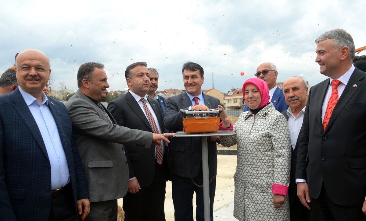 Osmangazi\'de Açık Pazar Yerleri Tarih Oluyor