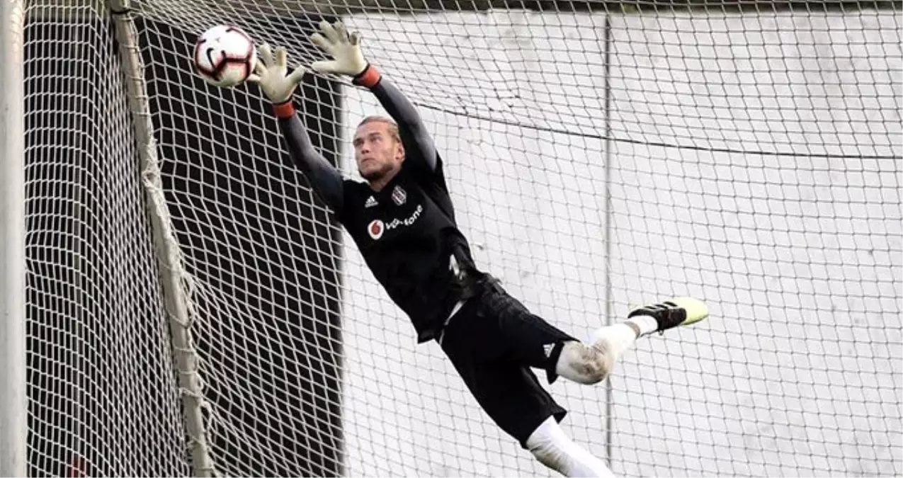 Parasını Alamayan Loris Karius, Beşiktaş\'ı FIFA\'ya Şikayet Etti