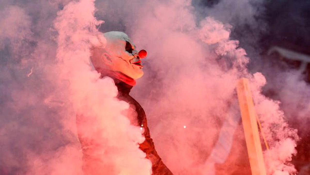 Taraftarlardan Yine Protesto