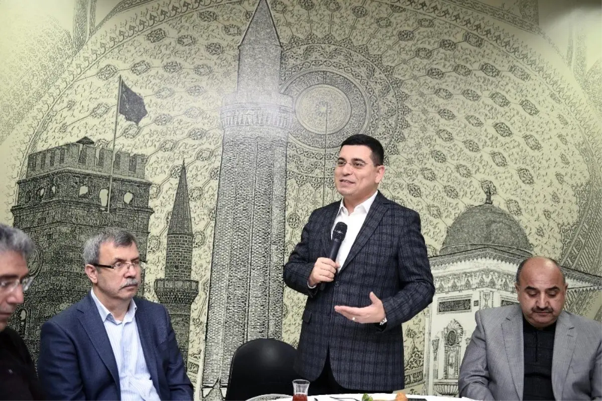 Tütüncü, "Kepez\'de Gecekondu Stokları Hızla Eriyor"