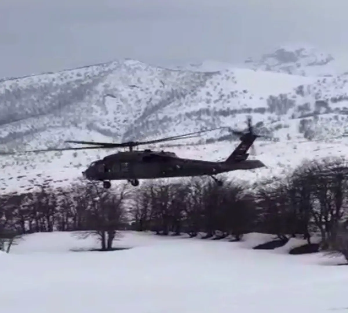 Zorunlu İniş Yapan Polis Helikopteri Sorunsuz Havalandı