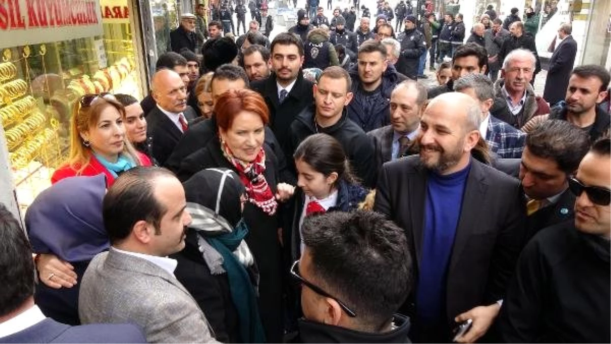 Akşener: MHP\'ye de AK Parti\'ye de Oy Veren İnsanlarımız Kardeşimizdir (3)