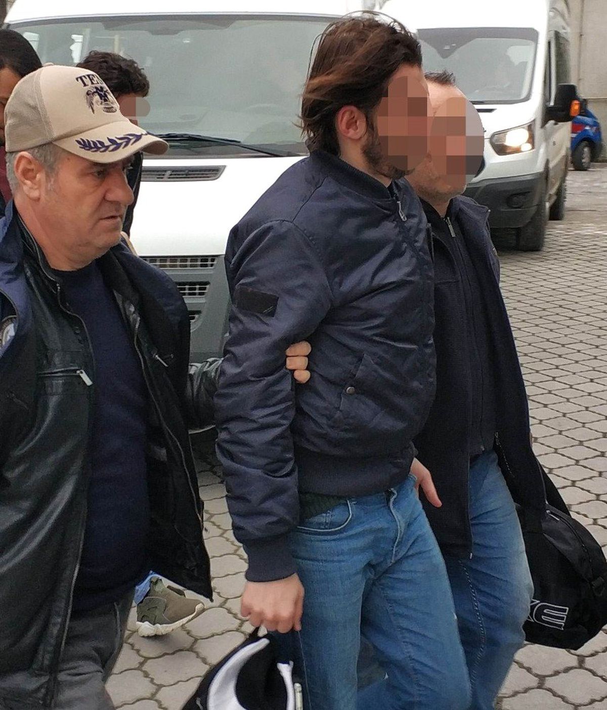 Ankesörlü Telefon Operasyonu Zanlısı 3 Şahıs Adliyede