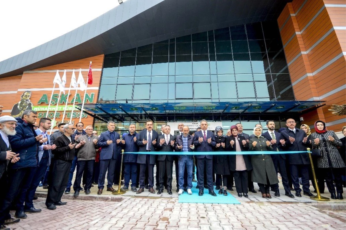 Aşkan Muhammet Yürükuslu Spor Kompleksi Törenle Açıldı