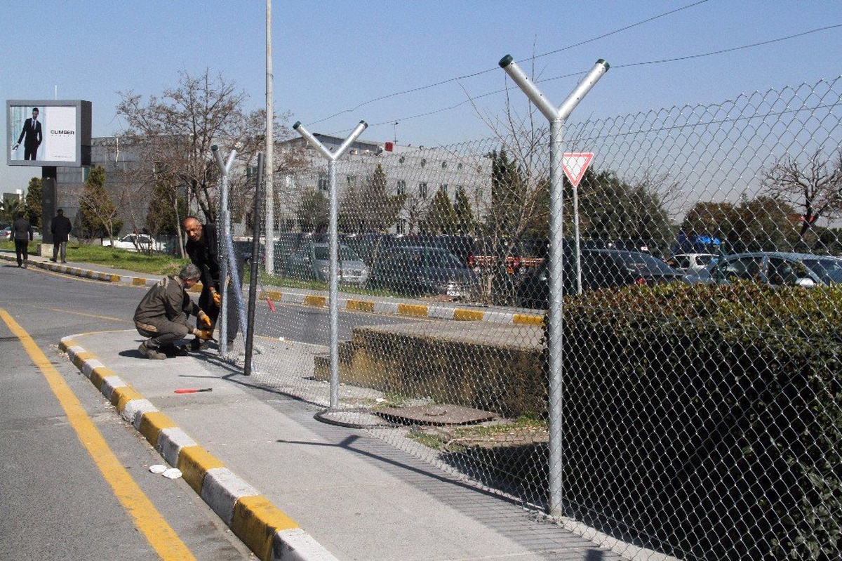 Atatürk Havalimanı\'nda Kapanma Hazırlıkları Başladı