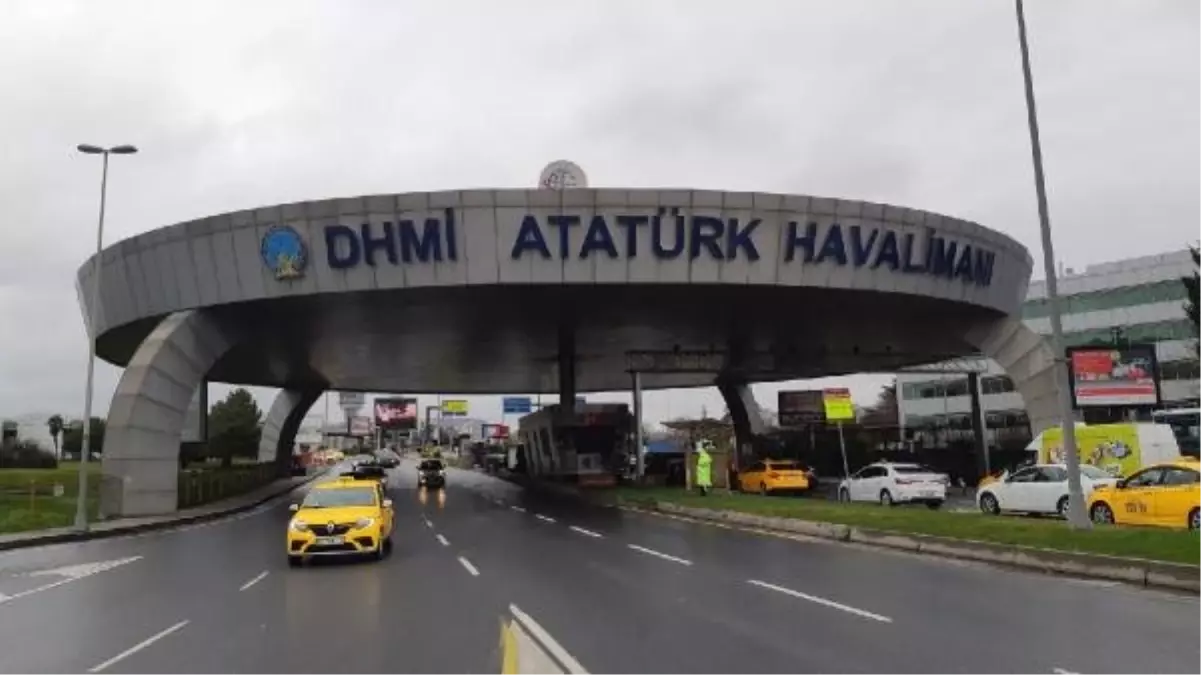 Atatürk Havalimanı\'nda \'Tel Örgülü\' Önlem