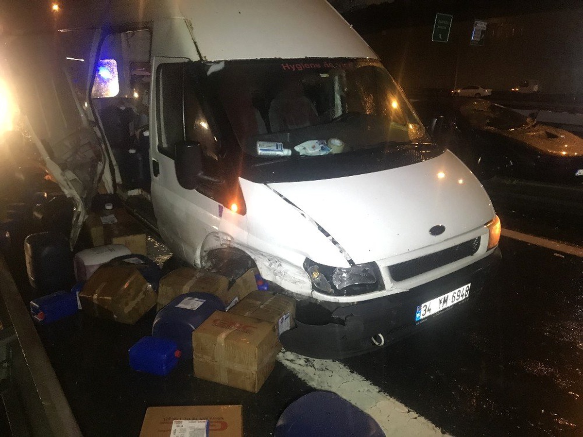 Beşiktaş\'ta Trafik Kazası; 1 Yaralı