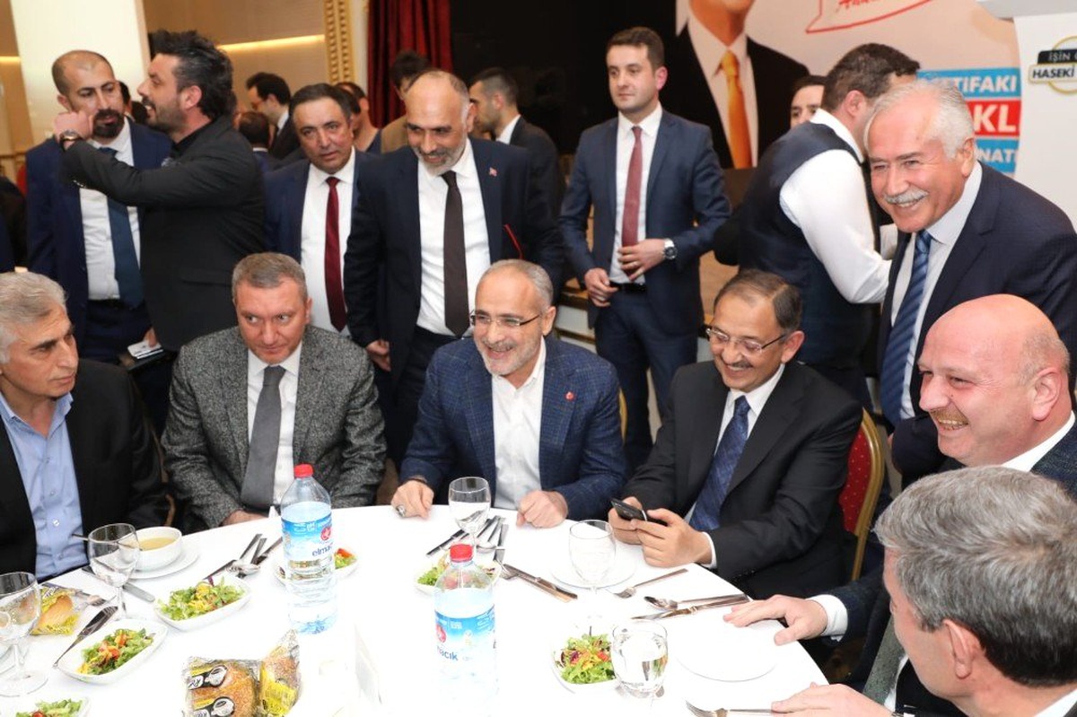 Cumhur İttifakı Ankara Büyükşehir Belediye Başkan Adayı Mehmet Özhaseki: "15 Temmuz\'da Gördük,...