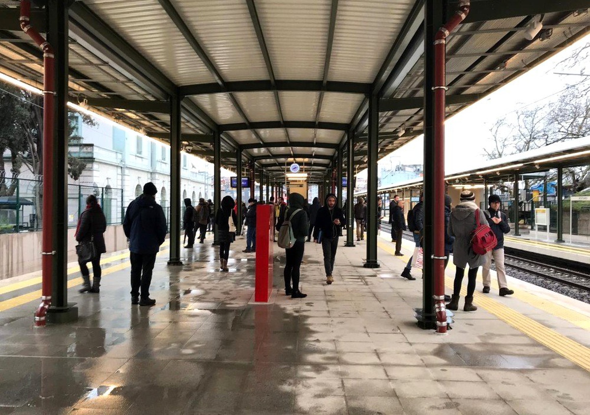 Gebze - Halkalı Trenine İlk Günden Yoğun İlgi