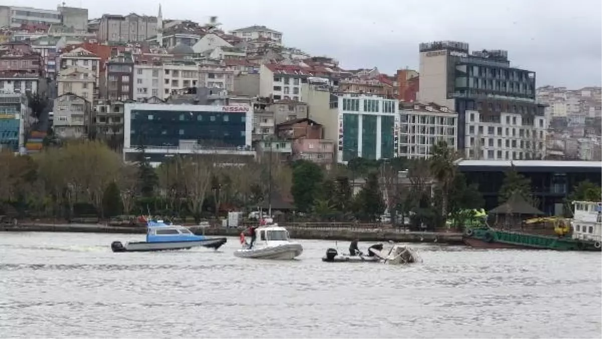 Geniş Haber / Haliç\'te Yelkenli Battı