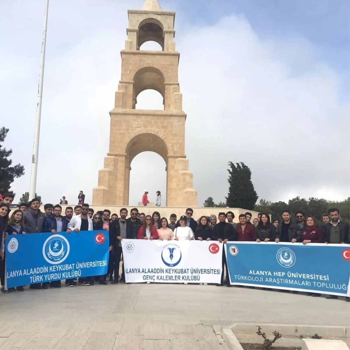 Hamdullah Emin Paşa (Hep) Üniversitesi Çanakkale Şehitlerini Unutmadı
