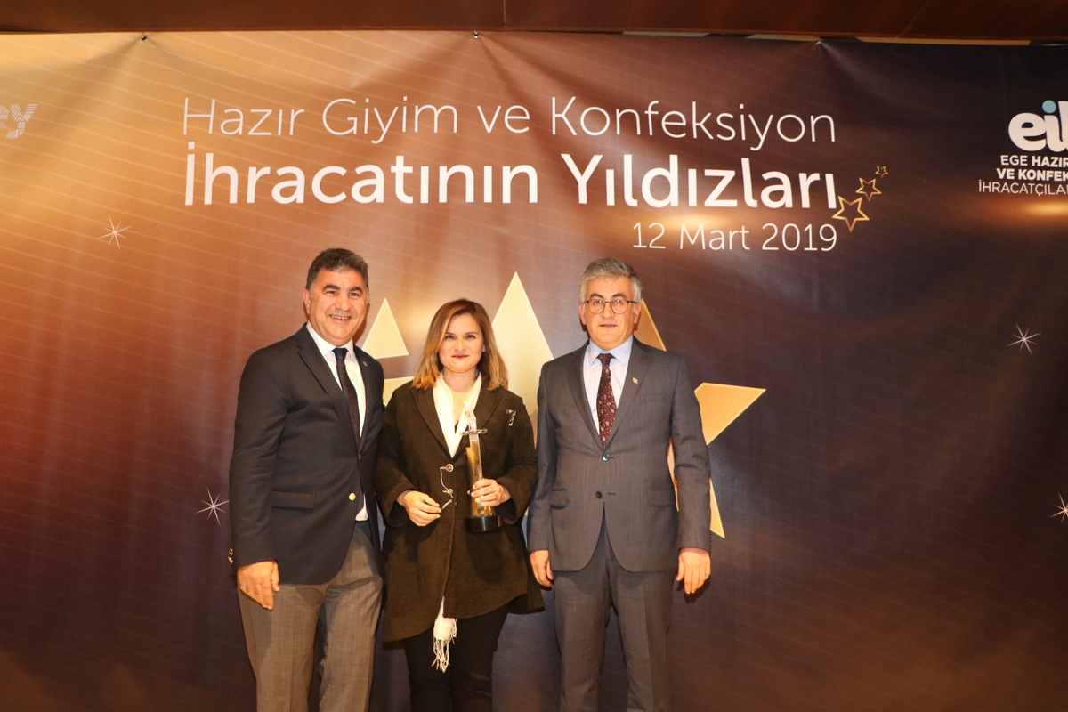 Hazırgiyim İhracatçıları Ödüllendirildi