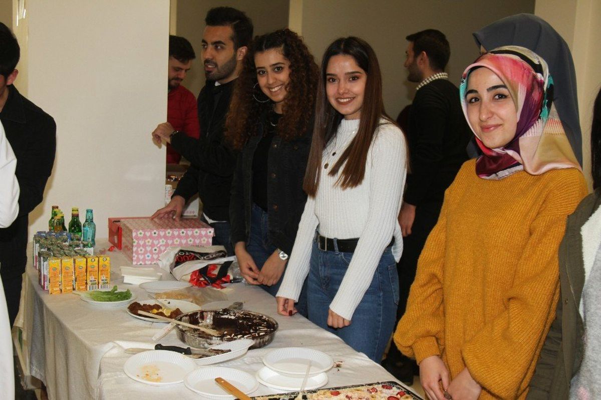 Matematik ve Fen Bilimleri Bölümü Öğrencilerinden Hayır Kermesi