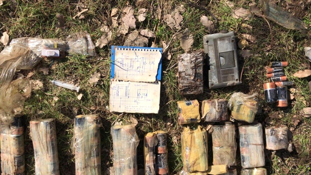 PKK\'lı Teröristlerin El Yapımı Patlayıcı Şeması Bulundu