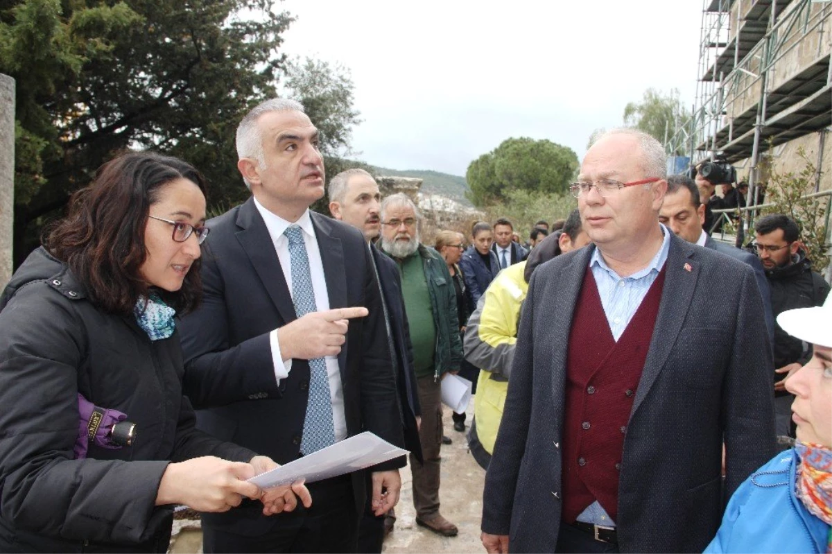 Turizm Bakanı Ersoy, Müjdeleri Ardı Ardına Verdi