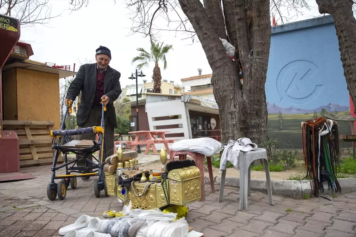 Yüküm Ağır Olsa da Helalinden Kazanmak Yetiyor"