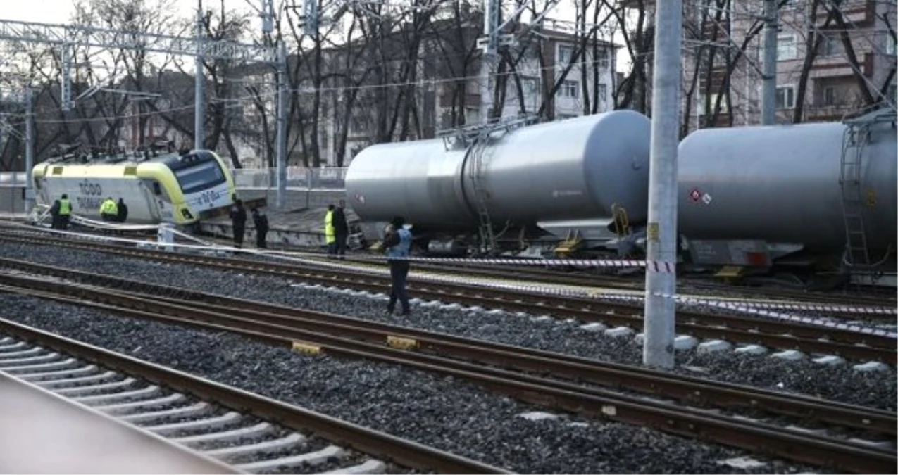 Ankara\'da Akaryakıt Yüklü Tren Kaza Yaptı