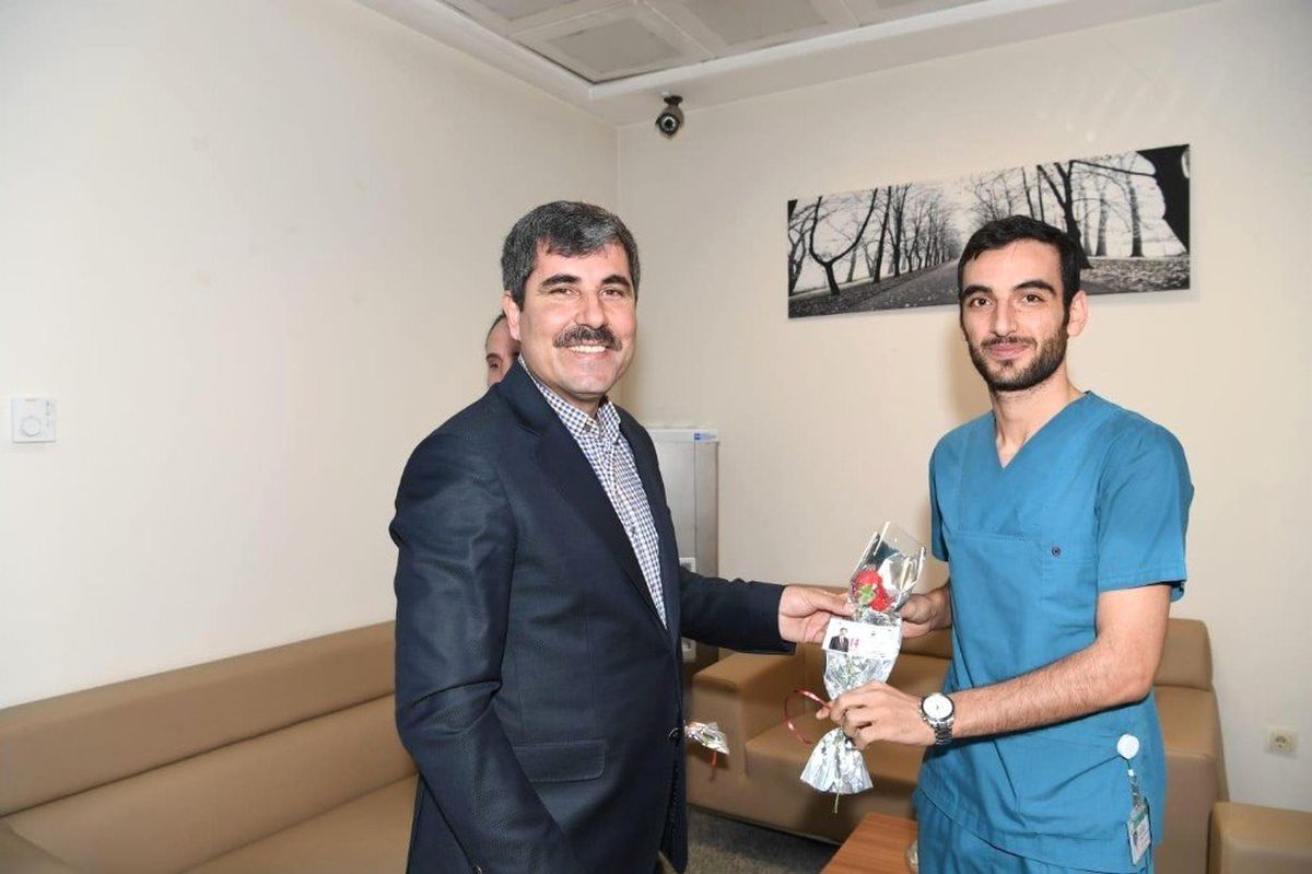 Başkan Asya, Sağlıkçıları Unutmadı