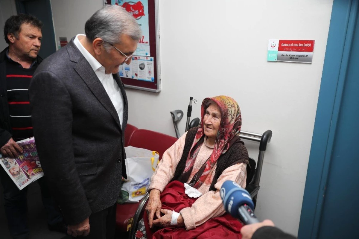 Beykoz Adayı Murat Aydın\'dan 14 Mart Tıp Bayramı\'nda Hastaneye Anlamlı Ziyaret