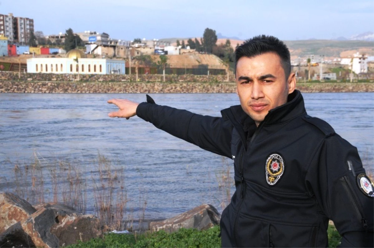 Cizre\'de İntihar Eden Kadını Kurtaran Kahraman Polis, Olay Anını Anlattı