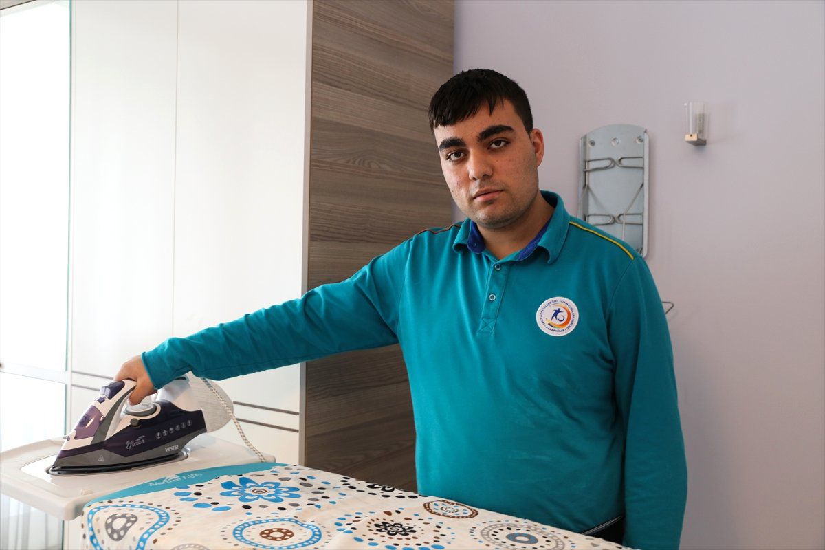 Engelli Çocuklar İçin Okula "Ev" Kurdular