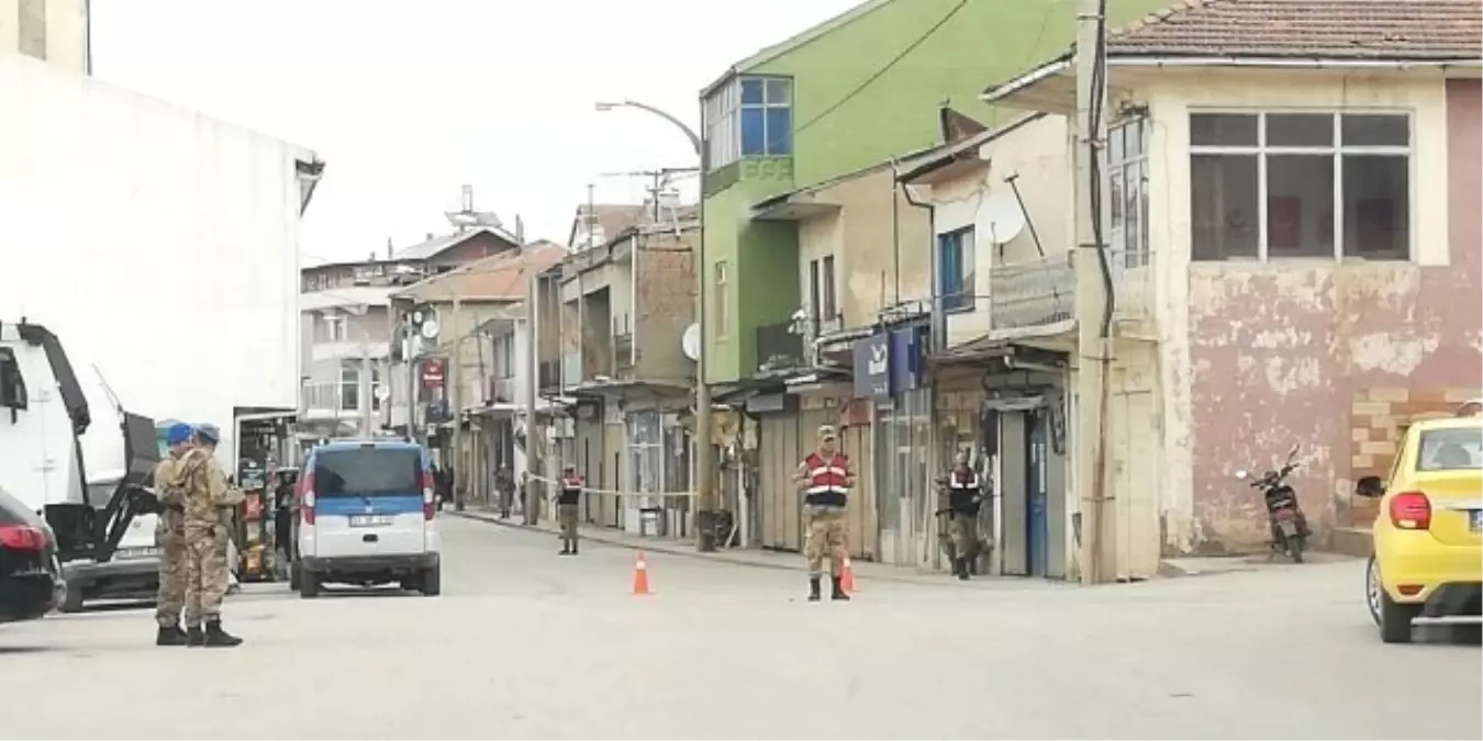 Erzincan\'da Ki Muhtarlık Adaylığı Kavgasında 2 Kişi Tutuklandı