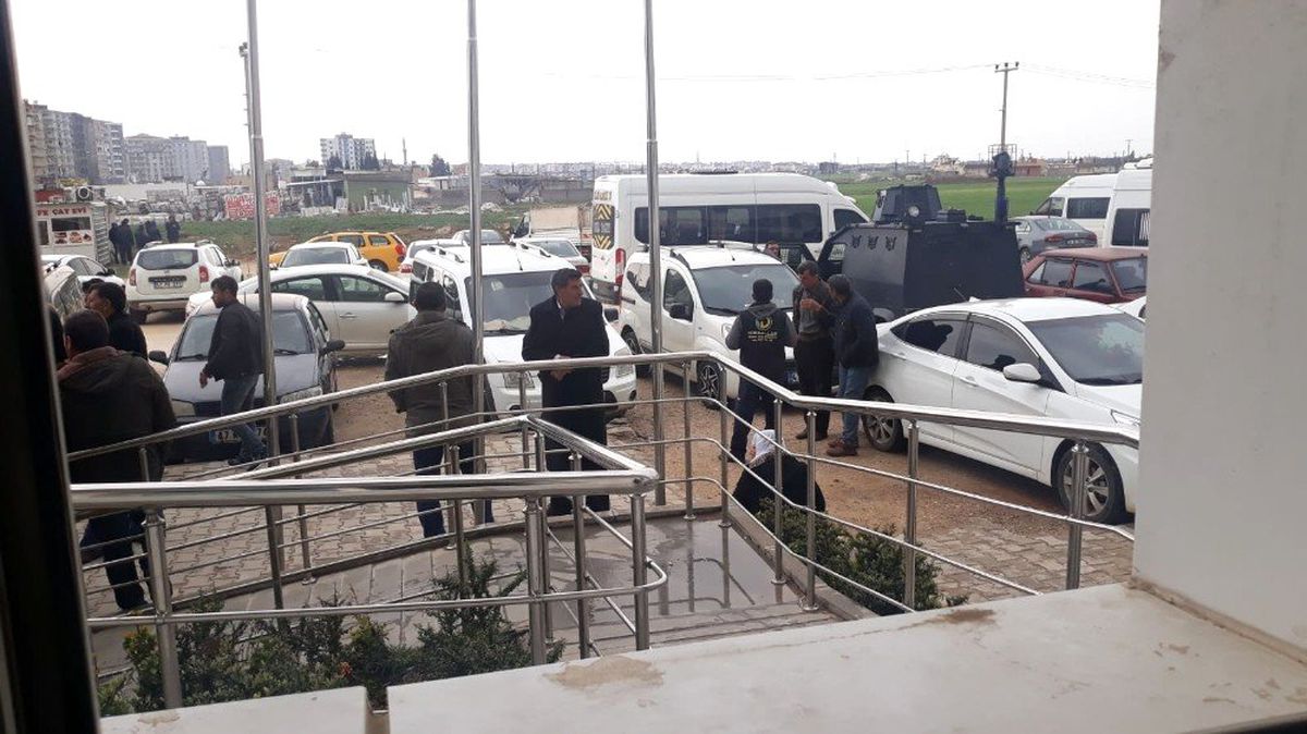 Hastanede \'Cenaze Hangi Köye Gidecek\' Gerginliği