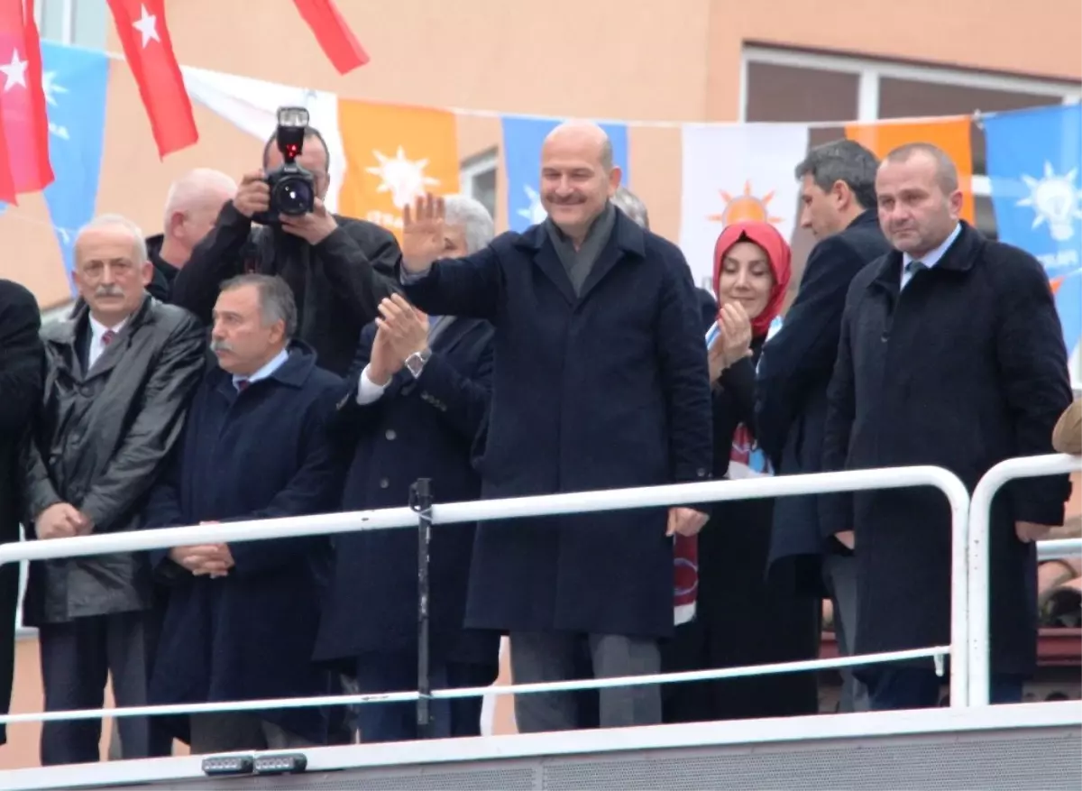 Meral Akşener, Tansu Çiller ve Devlet Bahçeli\'ye İhanet Etti"