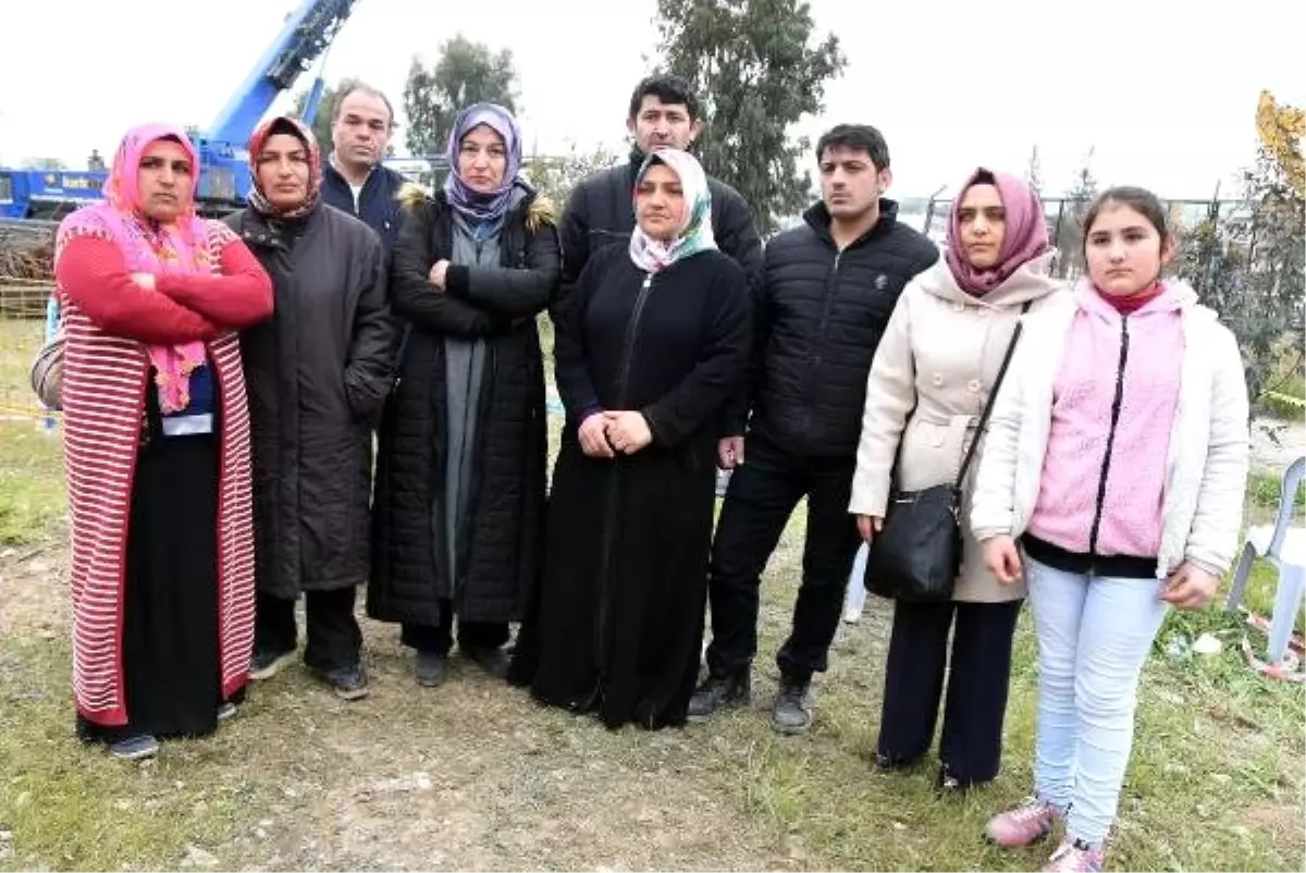 Metronun Yer Altı Otoparkındaki Göçükte Çalışmalar Sürdürülüyor (4)