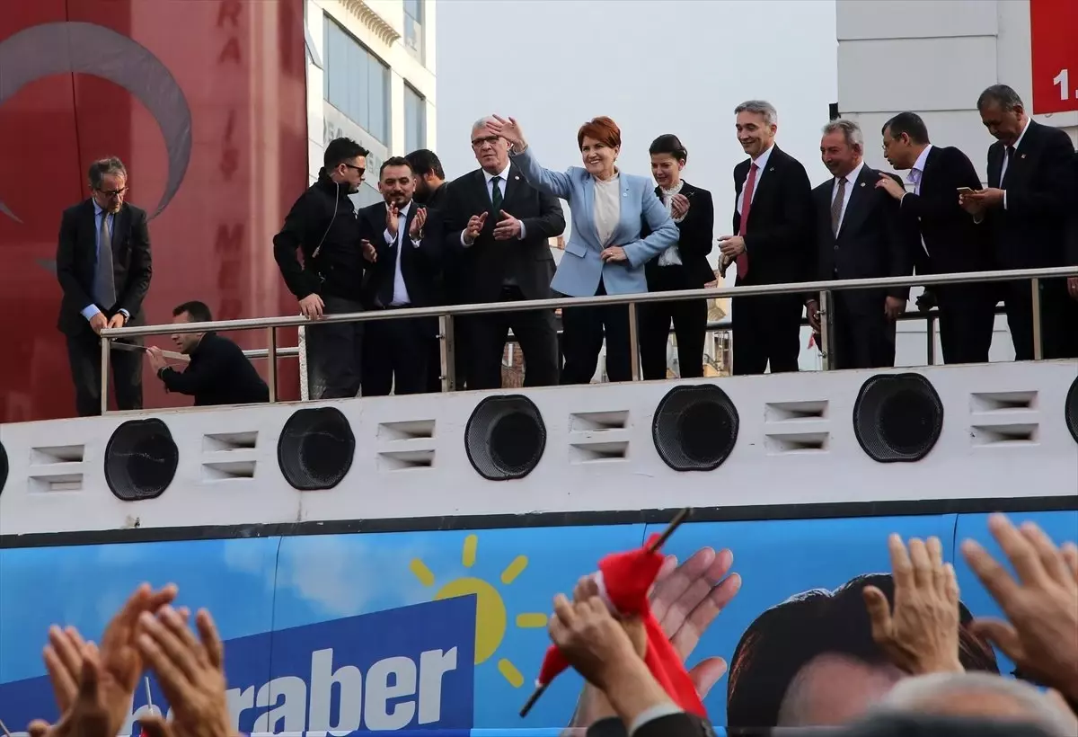 MHP ve AK Parti\'ye Oy Veren Seçmen de Kardeşimizdir"