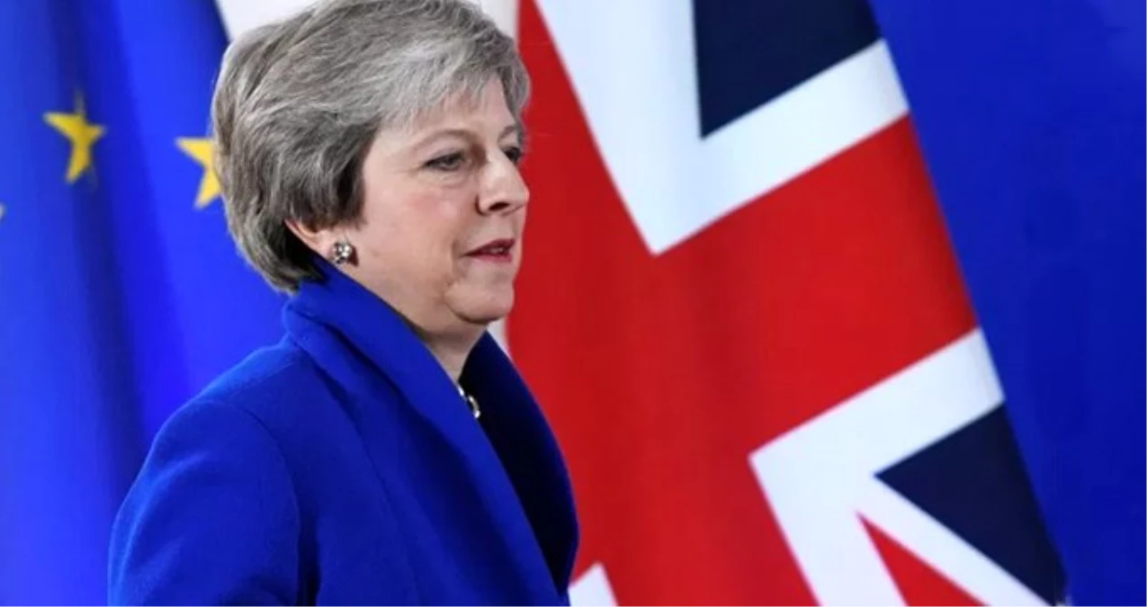 İngiliz Parlamentosu, Başbakan May\'in Önerisini Kabul Etti