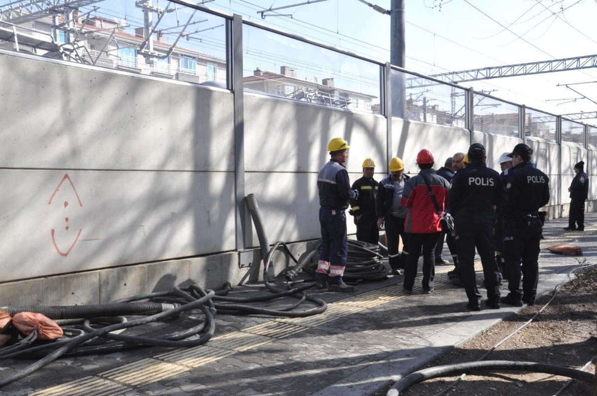 Tren Kazasında 2 Makinist Gözaltına Alındı