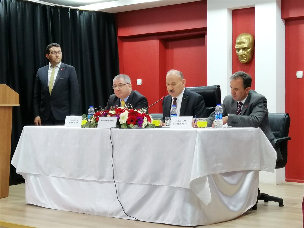Vali Karadeniz Hanönü\'de Halk Toplantısına Katıldı