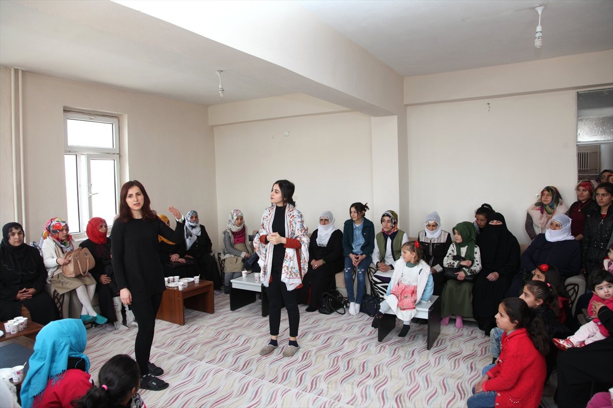 Ahlat\'ta "Anne Misafirim Olur Musun Projesi"