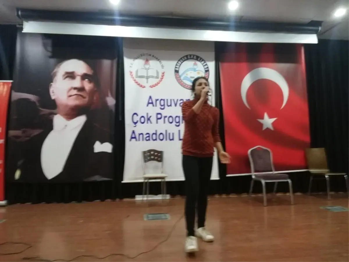 Arguvan\'da Şiir Okuma Yarışması