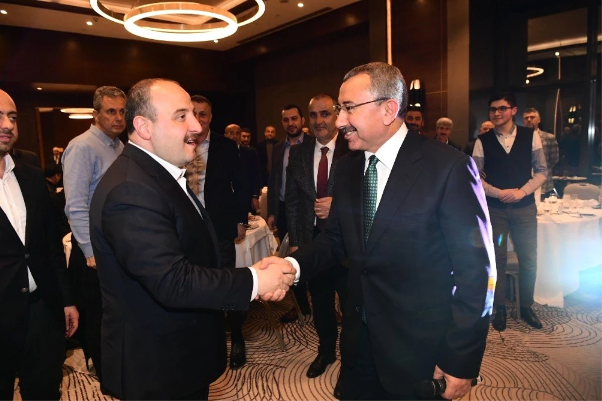 Başkan Adayı Erdem: "Ataşehir\'i Ekonomik Anlamda Çekim Merkezi Yapacağız"