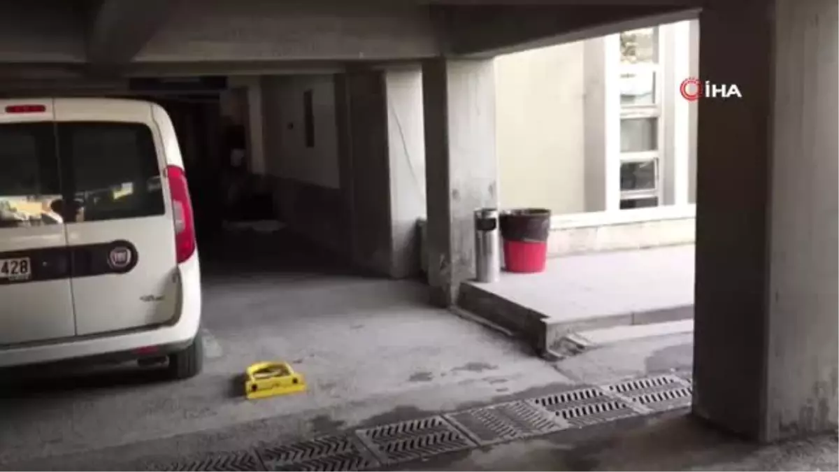 Başkent\'te Evli Adama Şantaj Yapan Hayat Kadınları Yakayı Ele Verdi