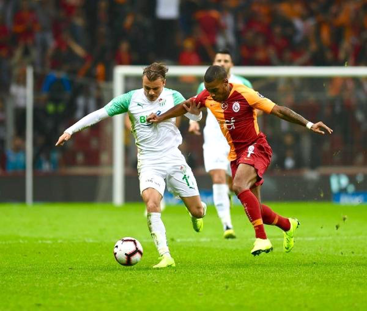 Bursaspor Evinde Galatasaray\'a Karşı Üstün
