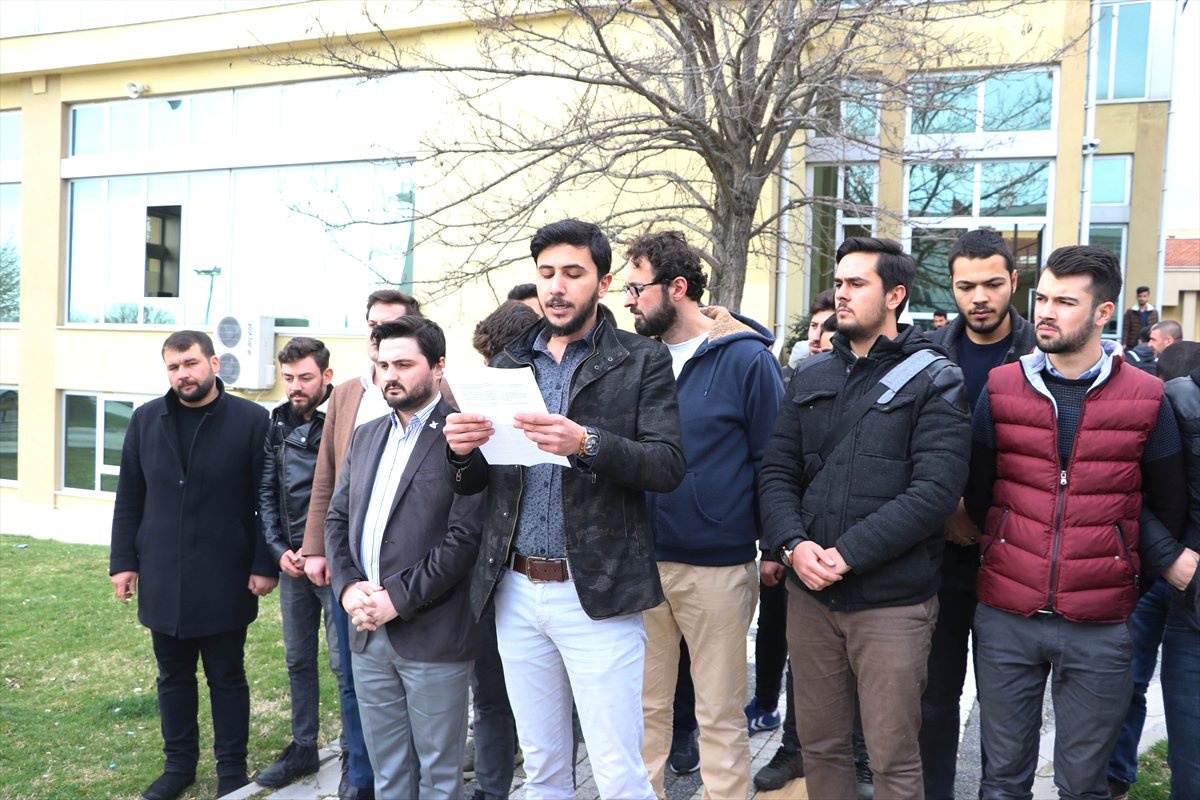 Ezana Saygısızlığa" Tepkiler